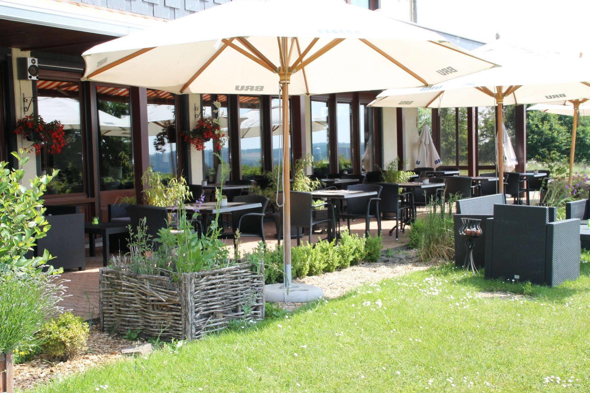 Hotel Restaurant N 4 Martelange Eksteriør bilde